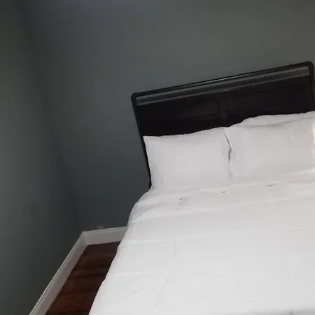 A Comfy Place In Queens